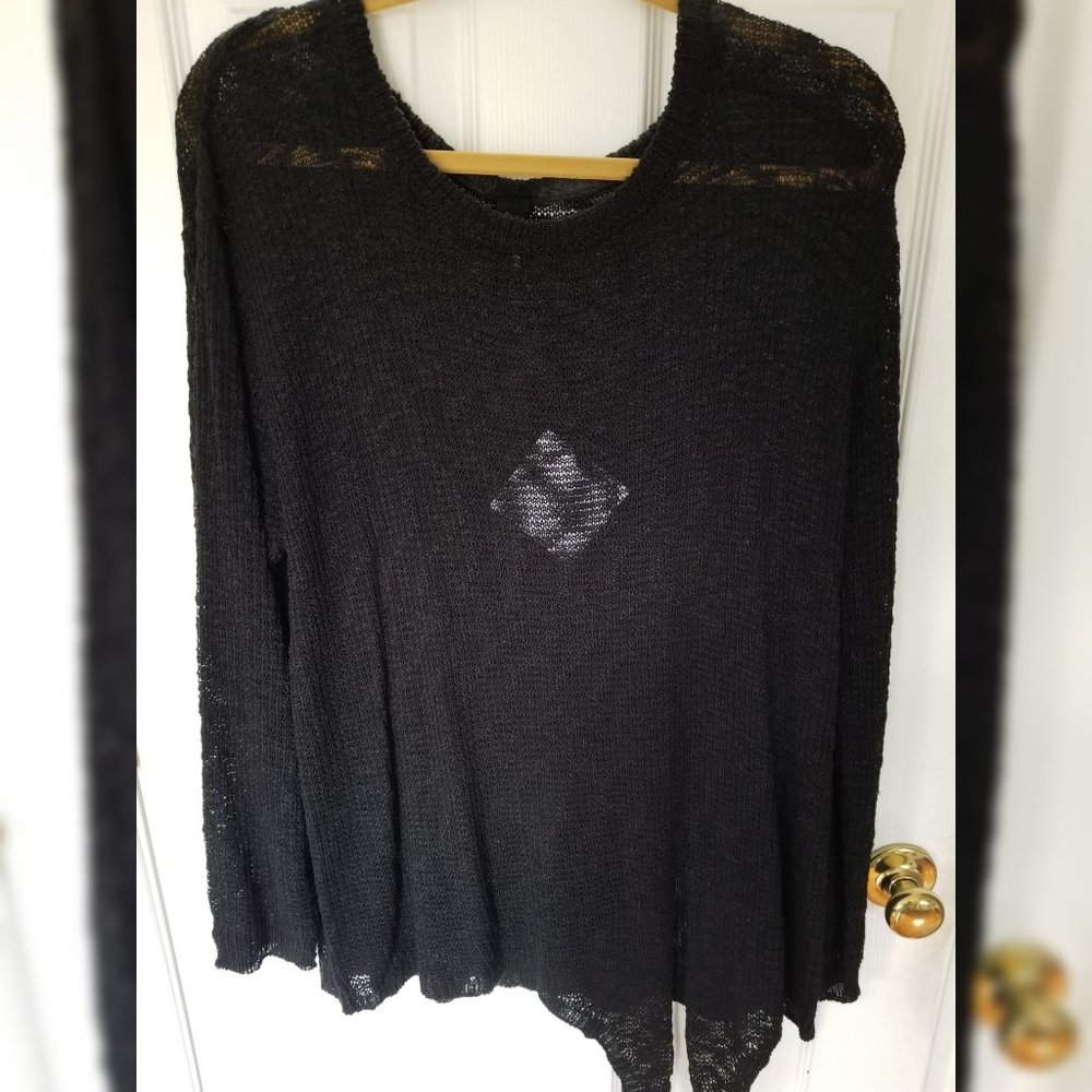 NWT- Agnes & Dora Black Breezy Sweater